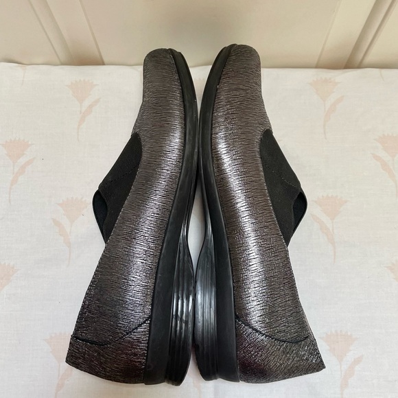 Dansko Ann shoes - Picture 9 of 11